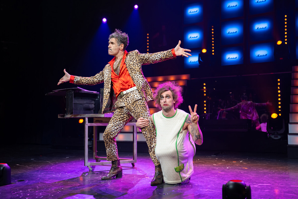 APOLLO Sunset Strip255