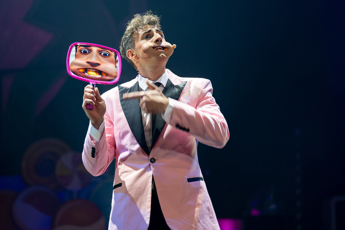 Apollo_TeenageDreams_088